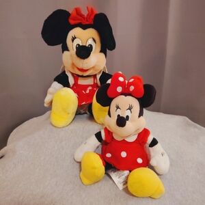 Pair of Adorable Disney Disneyland Minnie Mouse Stuffed Plushies 10" & 9"